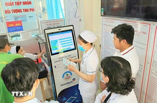 Triển khai cơ chế, ch&iacute;nh s&aacute;ch đặc biệt cho c&ocirc;ng t&aacute;c chăm s&oacute;c sức khỏe nh&acirc;n d&acirc;n