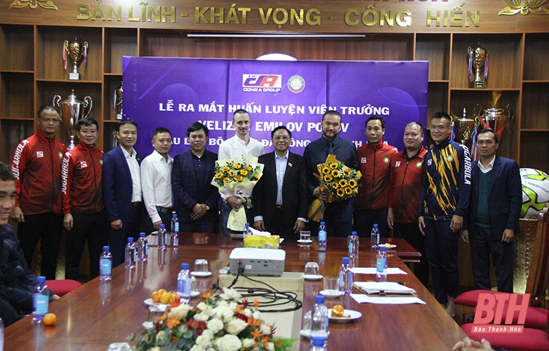 CLB Đông Á Thanh Hóa ra mắt HLV trưởng 