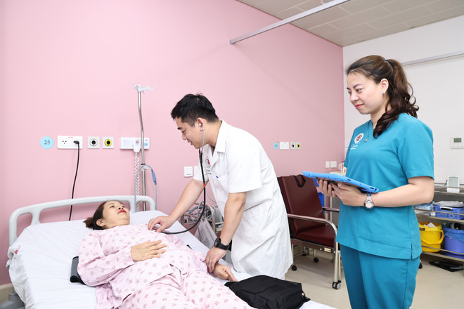 Thực hiện thành công ca ghép tim nhân tạo bán phần lần đầu tiên tại Việt Nam